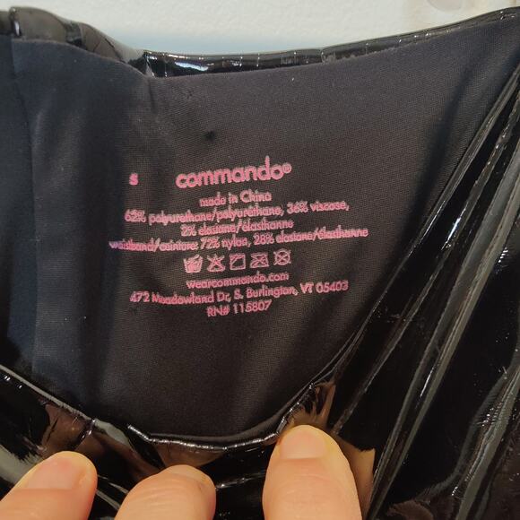 Commando Womens Sz S Black Faux Patent Leather Leggings Skinny Compression Pants - Picture 3 of 4